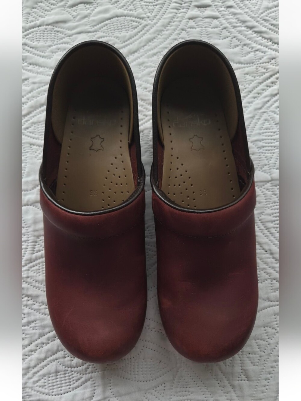Dansko Women's Burgundy Leather Clogs - Sz 7.5-8 EU 38